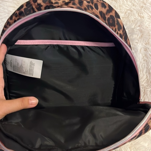 Hurley Leopard Prints Backpack - Picture 14 of 15